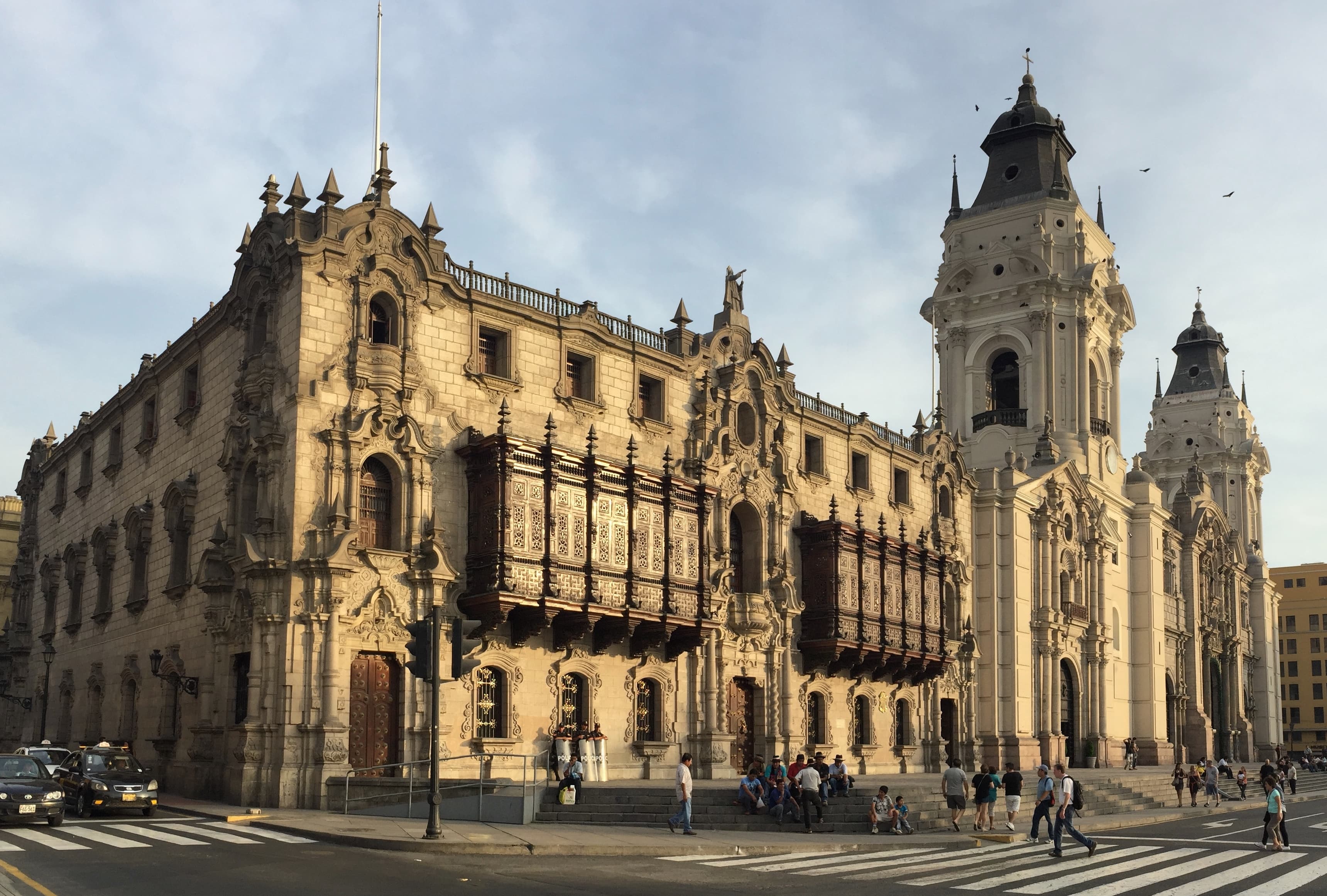 Basílica Catedral Metropolitana de Lima (cropped) in Lima, Peru